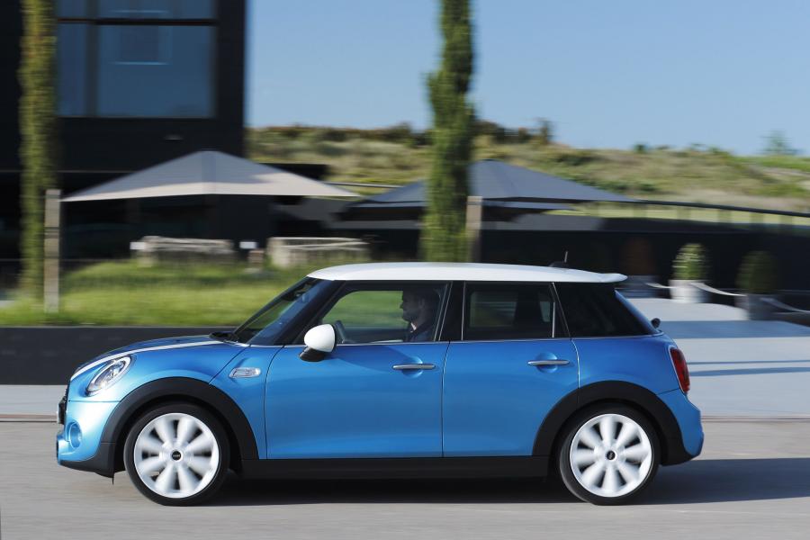  Mini Cooper S 5-Door 2014 года  (фото 3 из 80)